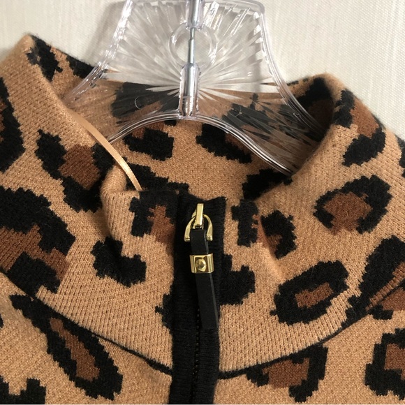 Tahari Leopard Cape. New without Tags - Picture 5 of 8